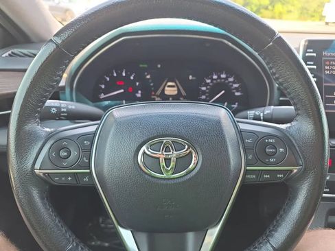 Used 2019 Toyota Avalon XLE FWD image 15