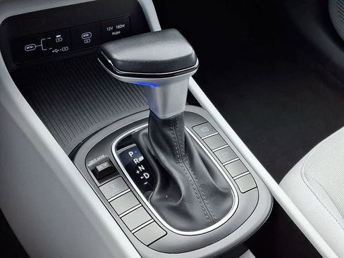 Used 2024 Hyundai Kona SEL image 14