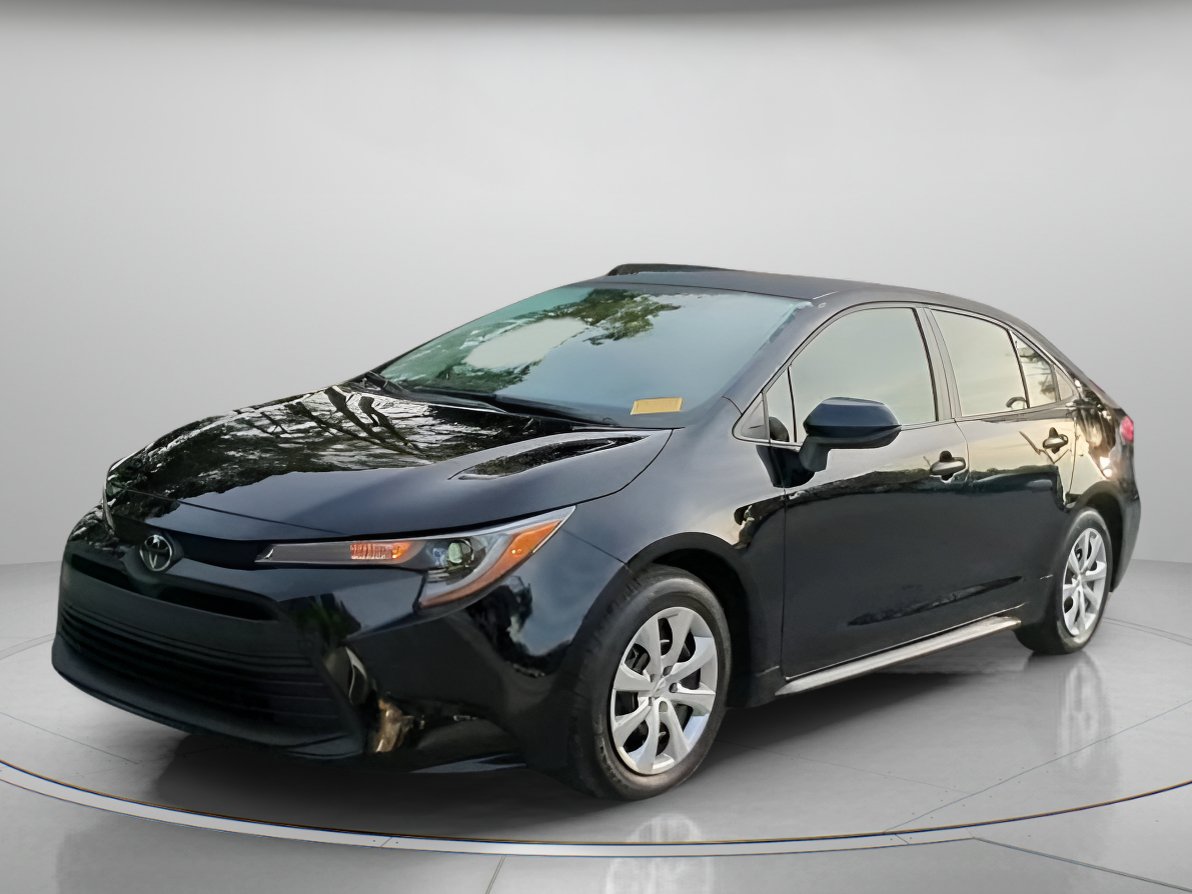 Used 2024 Toyota Corolla LE FWD image 12