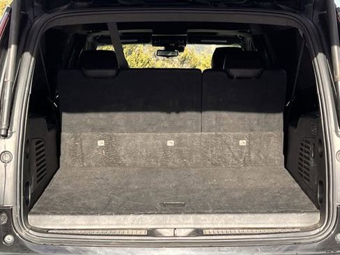 Used 2020 Cadillac Escalade ESV Platinum image 26