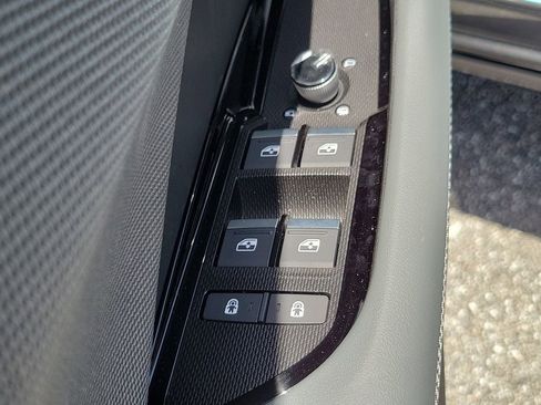 New 2026 Audi Q3 quattro 2.0T AWD/4WD image 21