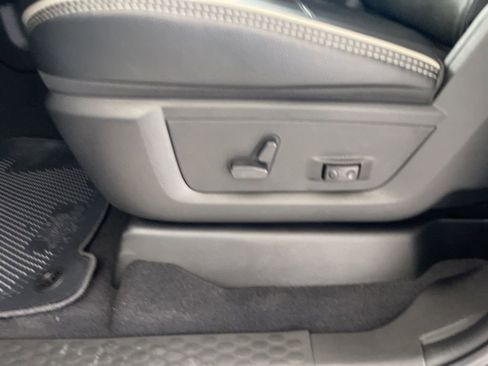 New 2024 RAM 2500 Laramie w/ Night Edition image 41