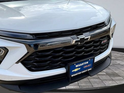 Used 2024 Chevrolet TrailBlazer RS FWD image 31