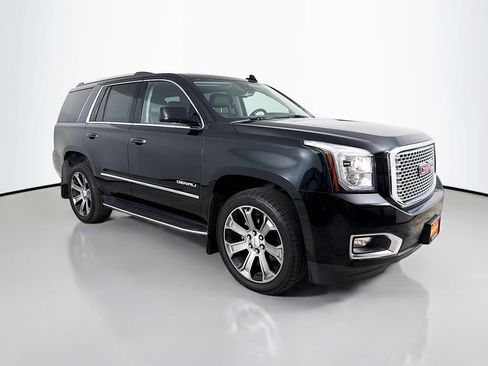 Used 2017 GMC Yukon Denali w/ Open Road Package AWD/4WD image 1