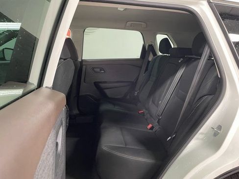 Used 2023 Nissan Rogue FWD image 20