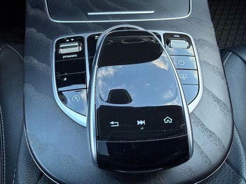 Used 2019 Mercedes-Benz E 300 4MATIC image 29