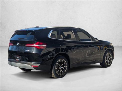 New 2026 BMW X3 xDrive30 w/ Convenience Package image 2