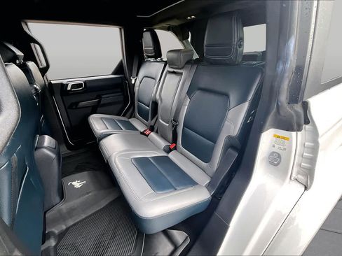 Used 2024 Ford Bronco Outer Banks AWD/4WD image 21