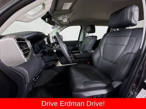 Used 2023 Toyota Tundra Limited AWD/4WD image 5