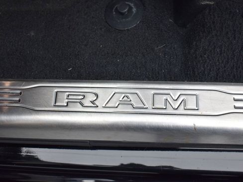 Used 2020 RAM 2500 Limited image 9