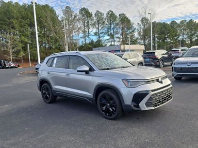 New 2026 Volkswagen Taos SE