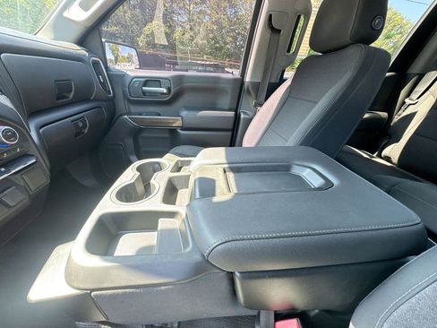 Used 2022 Chevrolet Silverado 1500 LT RWD image 24