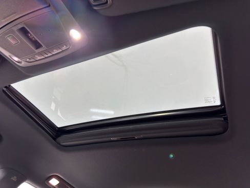 Used 2023 INFINITI QX80 Sensory w/ Cargo Package image 12