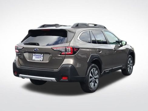 Used 2023 Subaru Outback Limited AWD/4WD image 8