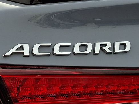 Used 2022 Honda Accord Sport image 28