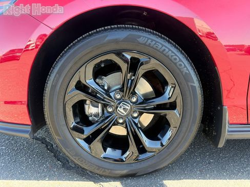 Used 2025 Honda Accord SE image 12