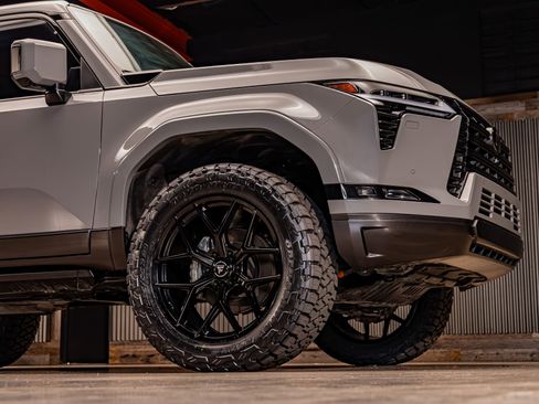 Used 2024 Lexus GX 550 550 Luxury+ image 12