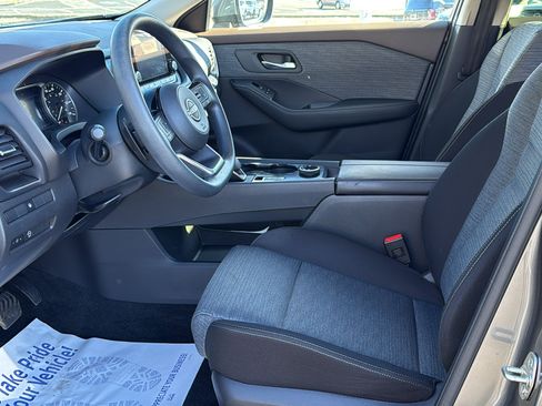 Certified 2023 Nissan Rogue SV image 19