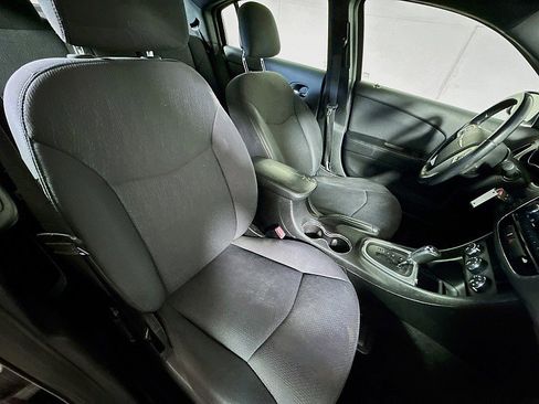 Used 2013 Chrysler 200 Touring FWD image 24