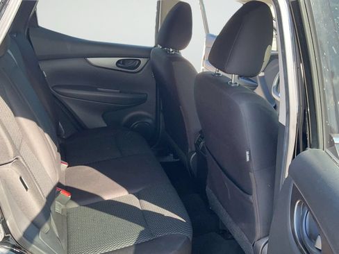 Certified 2022 Nissan Rogue Sport S FWD image 39
