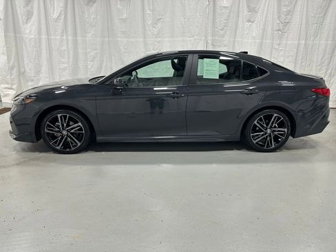 Used 2025 Toyota Camry XSE image 4