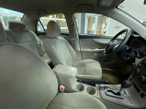 Used 2012 Toyota Corolla LE image 23