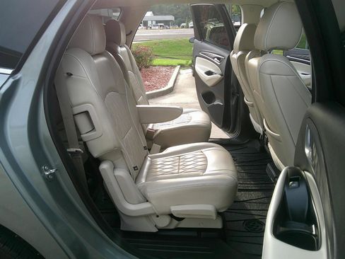 Used 2023 Buick Enclave Avenir w/ Avenir Technology Package FWD image 16