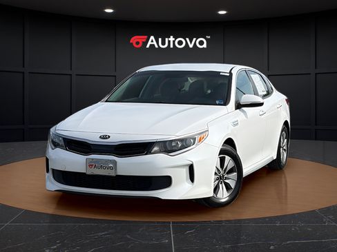 Used 2017 Kia Optima Premium FWD image 1