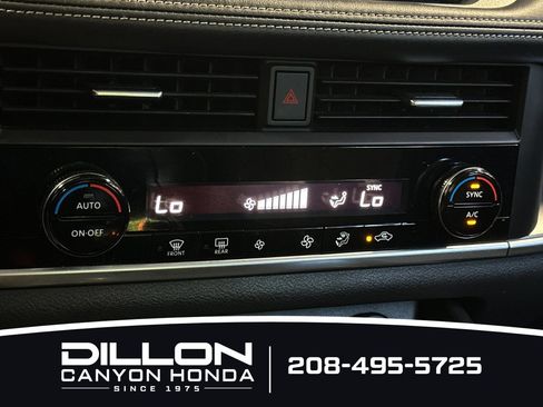 Used 2024 Nissan Rogue SV AWD/4WD image 22