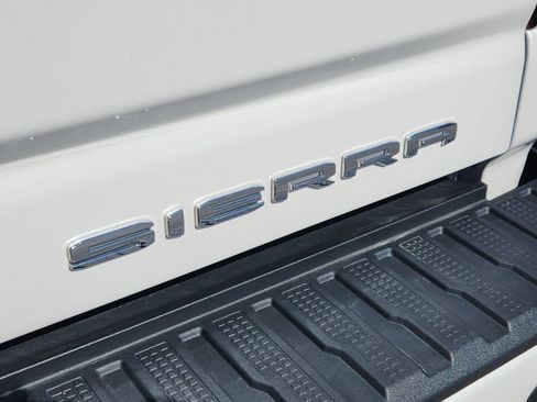 Used 2025 GMC Sierra 3500 Denali Ultimate AWD/4WD image 16