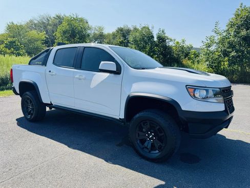 Used 2019 Chevrolet Colorado ZR2 w/ ZR2 Dusk Special Edition image 11