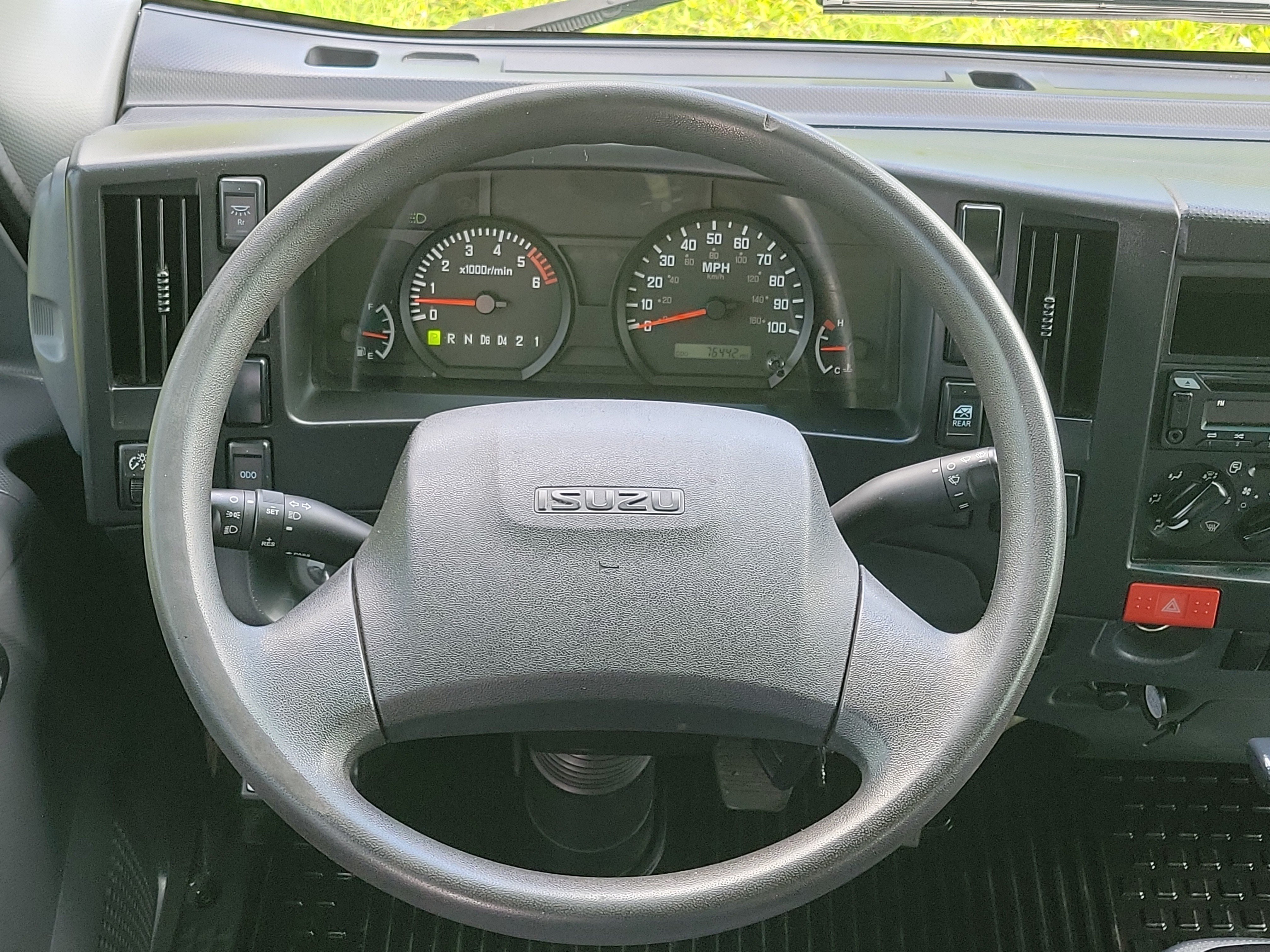 Used 2024 Isuzu NPR RWD image 24