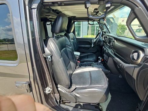 Used 2018 Jeep Wrangler Unlimited Sport S AWD/4WD image 23