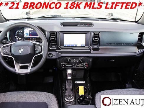 Used 2021 Ford Bronco 4-Door AWD/4WD image 20