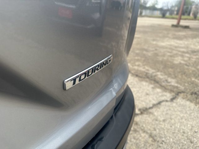 Used 2019 Honda CR-V Touring image 16