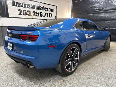 Used 2013 Chevrolet Camaro SS w/ Hot Wheels Special Edition RWD image 7