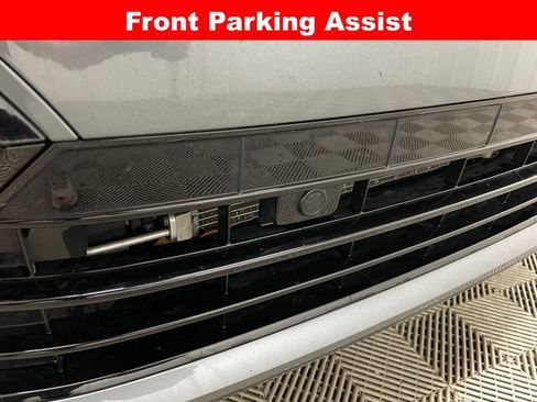 Used 2021 Volkswagen Tiguan SE R-Line image 13