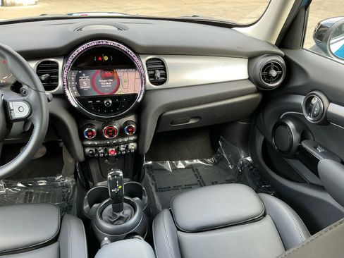 Used 2023 MINI Cooper S image 17