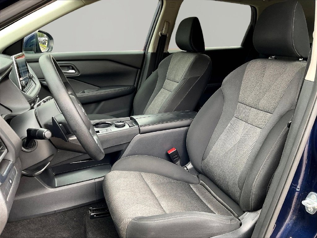 Used 2024 Nissan Rogue SV AWD/4WD image 24
