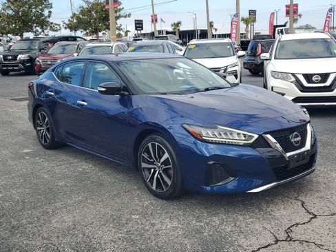 Certified 2023 Nissan Maxima SV w/ Floor Mat Group image 3