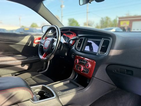 Used 2019 Dodge Charger Police w/ Street Appearance Group RWD image 25