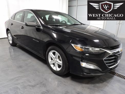 Used 2021 Chevrolet Malibu LS FWD image 1