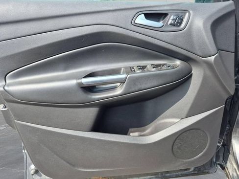 Used 2017 Ford Escape Titanium AWD/4WD image 13