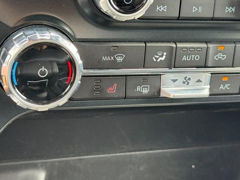Used 2025 Ford F150 XLT w/ Equipment Group 302A MID AWD/4WD image 19