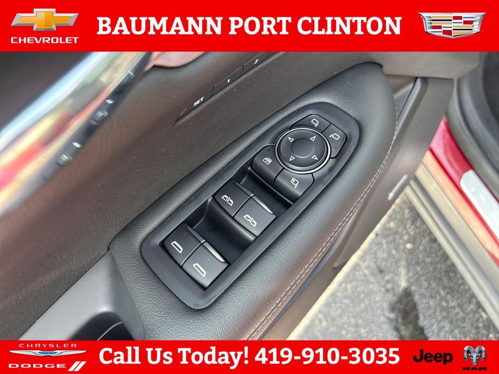 Used 2020 Cadillac XT6 Premium Luxury FWD image 11