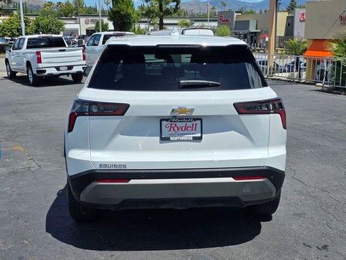 Certified 2026 Chevrolet Equinox LT FWD image 9