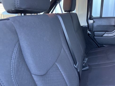 Used 2017 Jeep Wrangler Unlimited Sport image 46