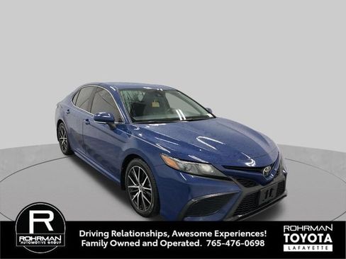 Used 2023 Toyota Camry SE AWD/4WD image 9