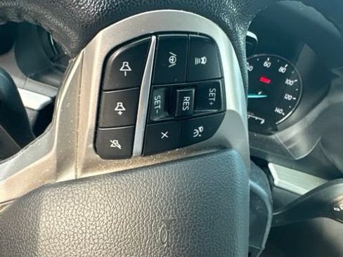 Used 2021 Ford Explorer XLT w/ Equipment Group 202A AWD/4WD image 36