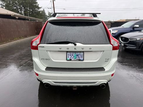 Used 2011 Volvo XC60 T6 R-Design w/ Convenience Pkg AWD/4WD image 7